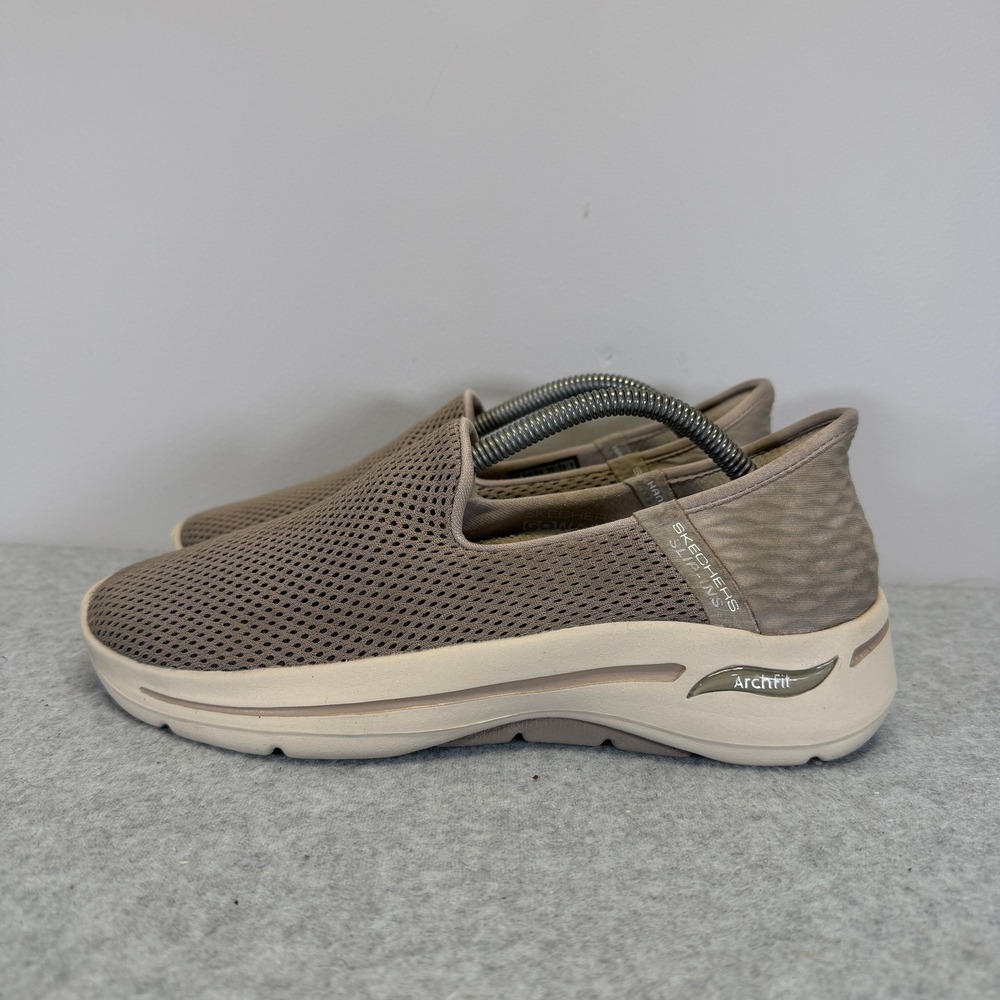 Skechers Shoes Size 6 Go Walk Arch Fit Slip On Sneakers Taupe Sneakers 124879